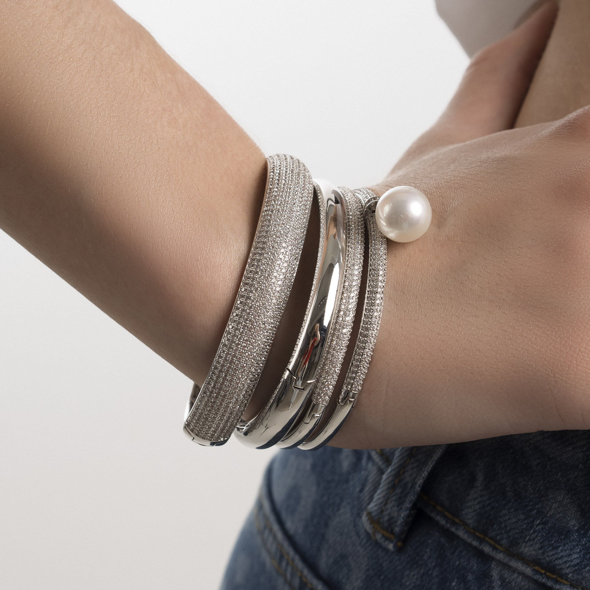 Bracelete Plume Liso Abaulado Banho Rodio Branco