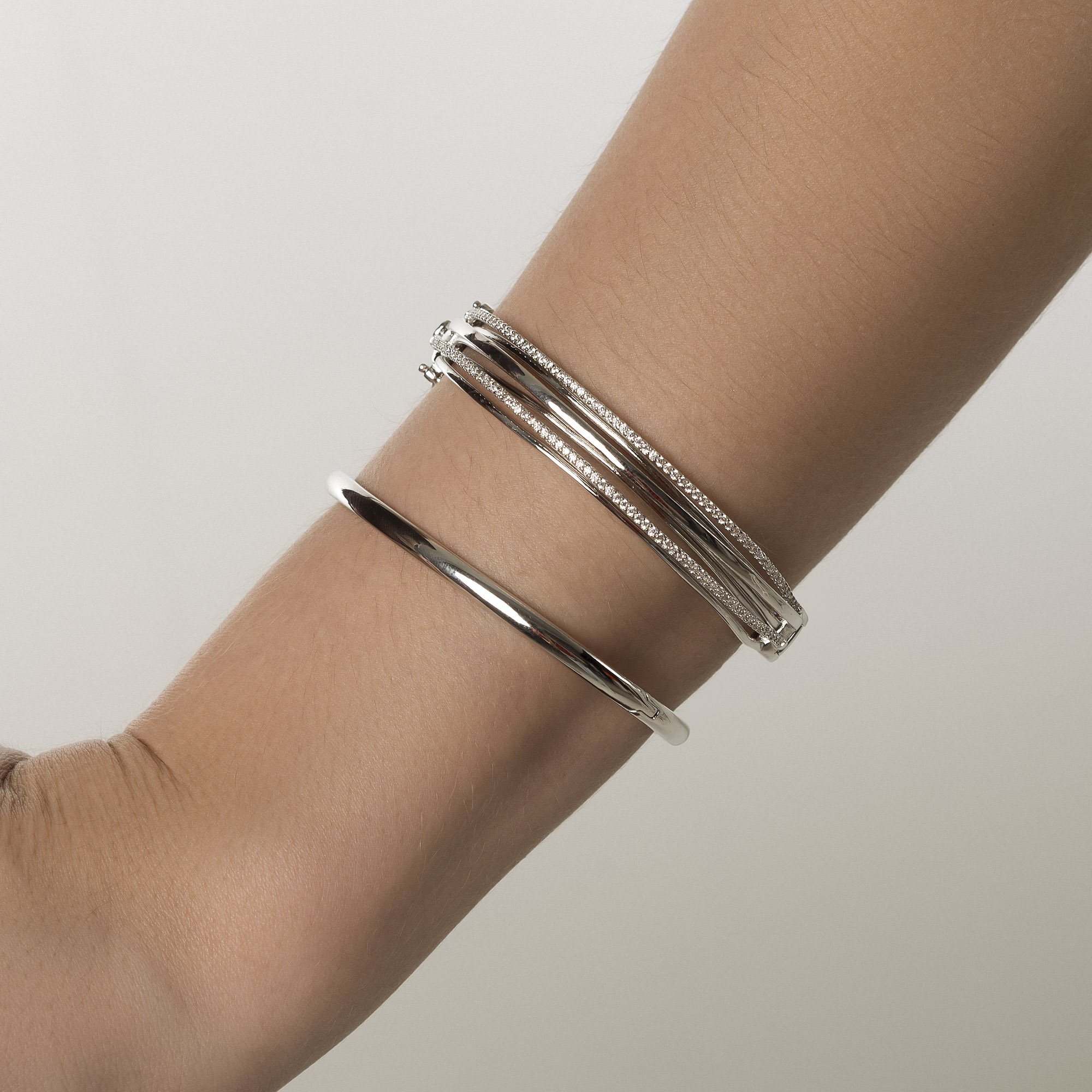 Bracelete Singular Liso Banho Rodio Branco