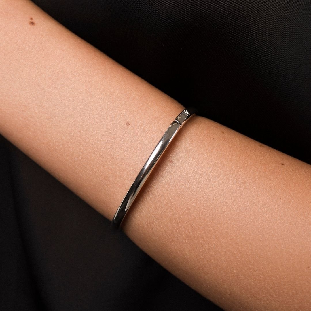 Bracelete Singular Liso Banho Rodio Branco