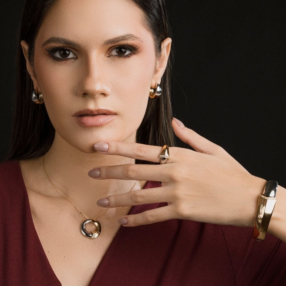 Bracelete Dual Embrace Banho Ouro 18k