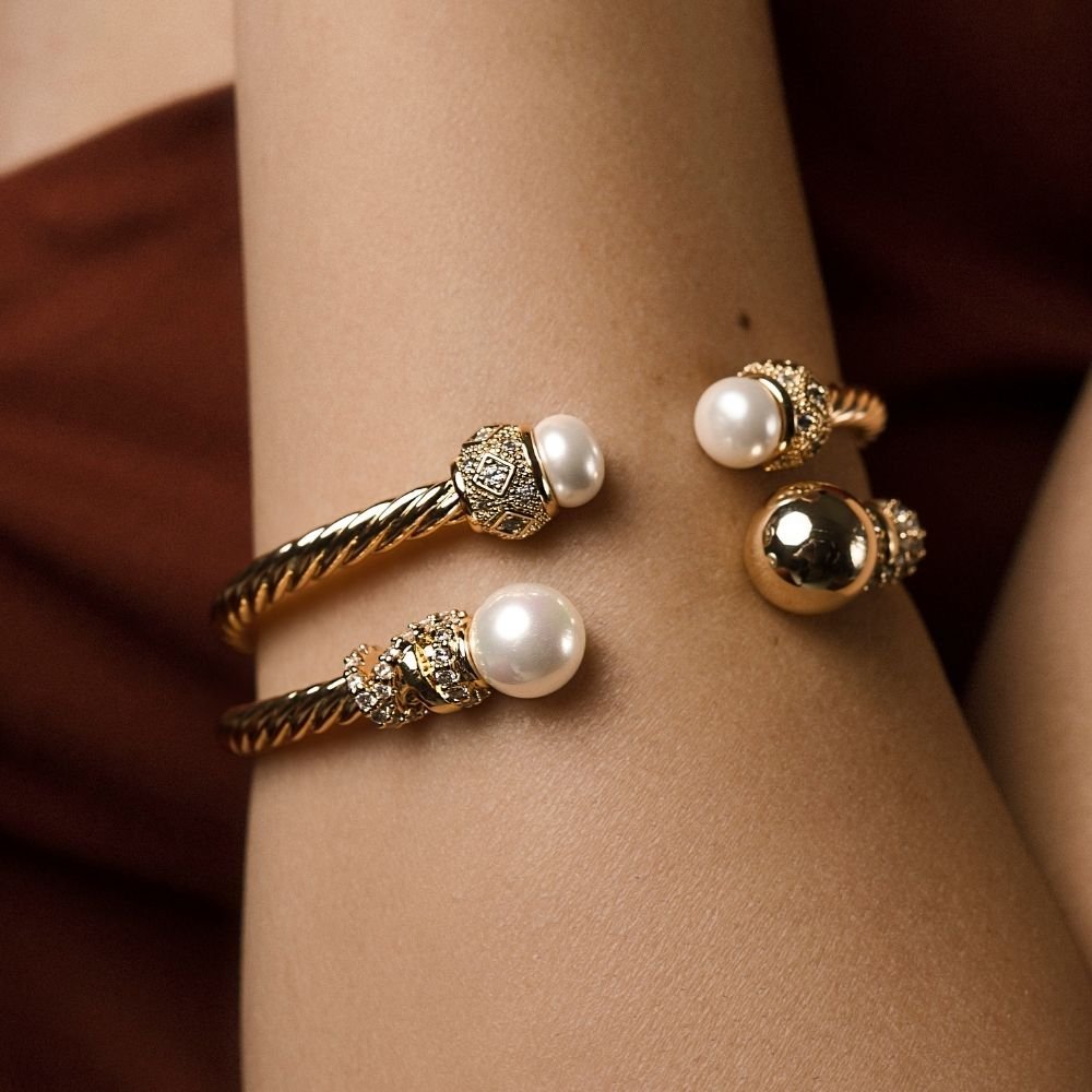 Bracelete Dual Oriente Com Perola Biwa Banho Ouro 18k