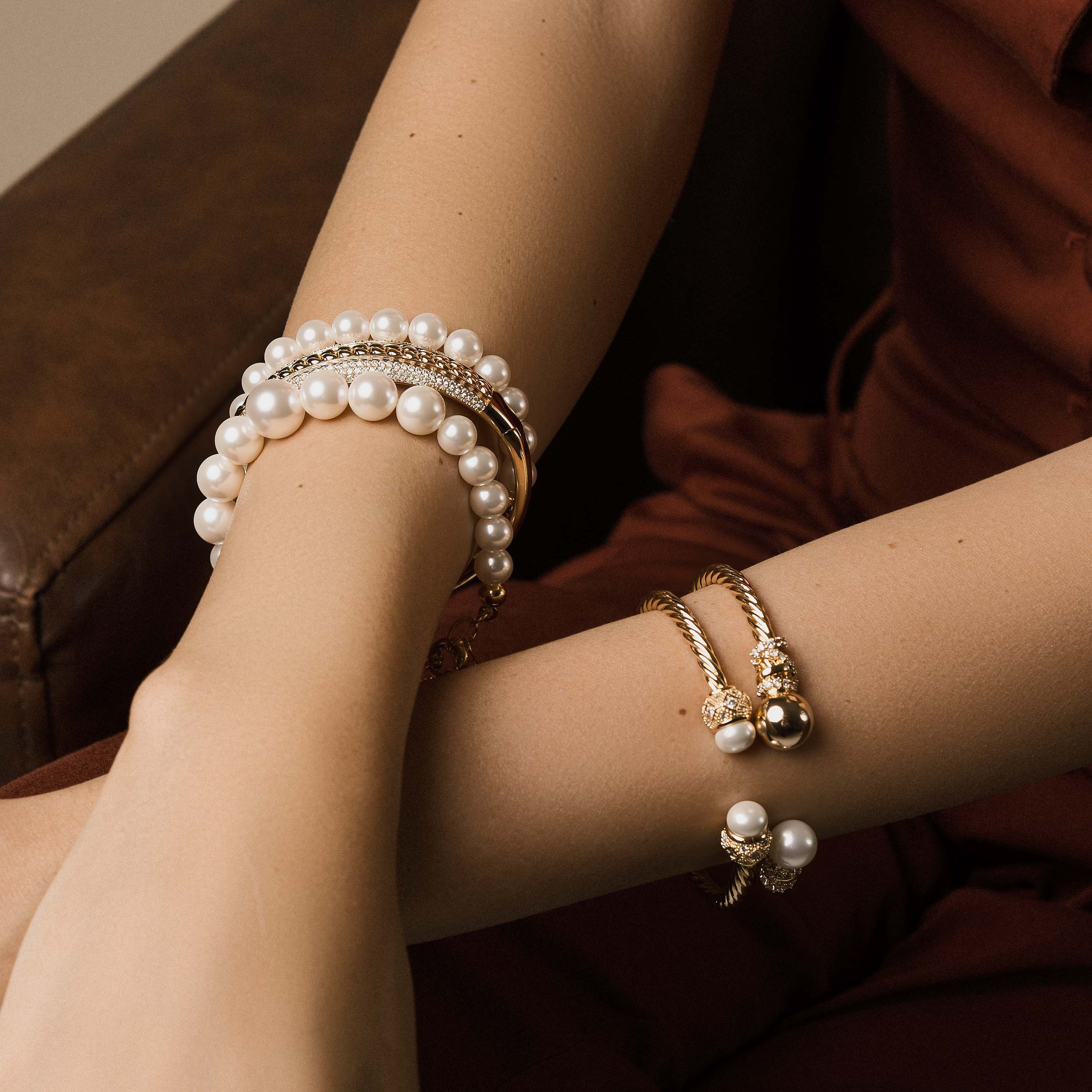 Bracelete Dual Oriente Com Perola Biwa Banho Ouro 18k