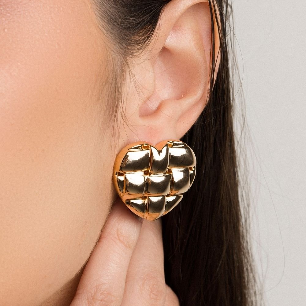 Brinco Vita Aurea Woven Heart Banho Ouro 18k