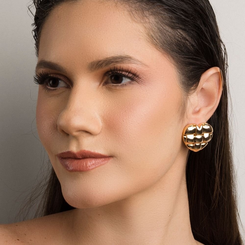 Brinco Vita Aurea Woven Heart Banho Ouro 18k