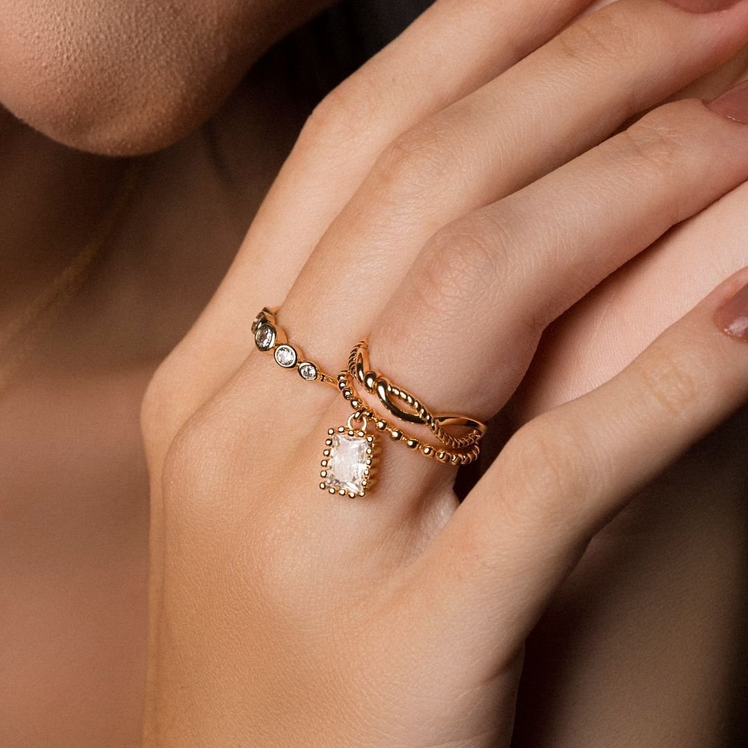 Anel Pilar Infinito Banho Ouro 18k