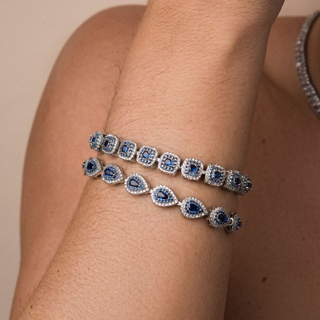 Pulseira Vanilla Gota Safira Azul Banho Rodio Branco