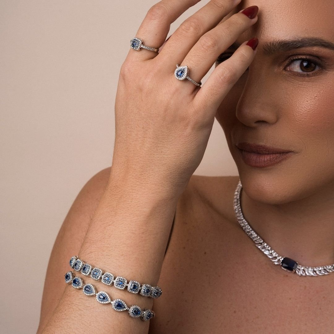Pulseira Vanilla Gota Safira Azul Banho Rodio Branco